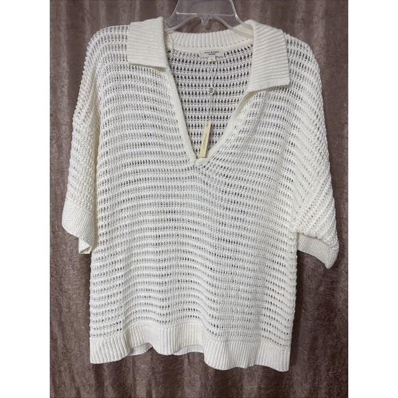 Max Studio Sweaters - NWT -Max Studio London Open Weave V Neck Cream Sweater -Size Large